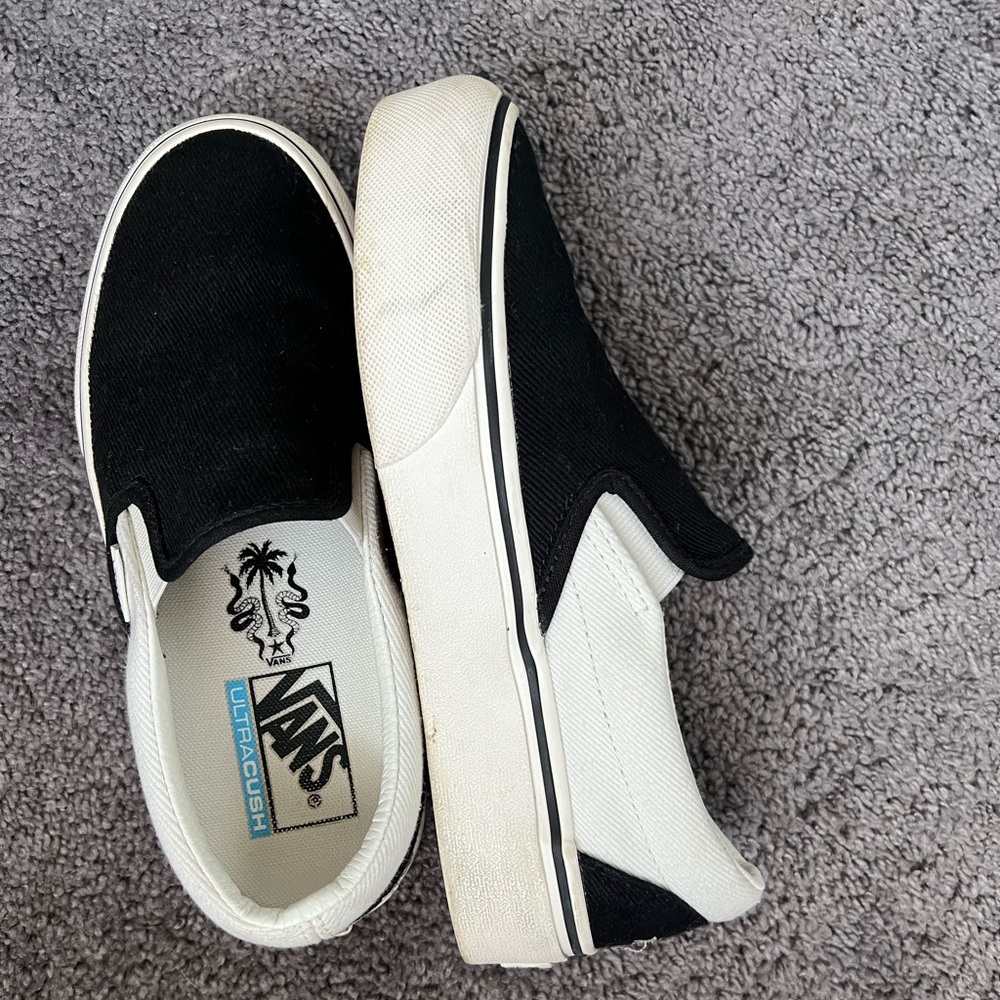 Slip on platform vans